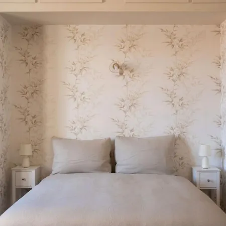 Avec Salle De Bain Privative Vendégház Tarbes