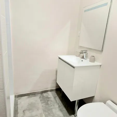 Avec Salle De Bain Privative 3* 塔布