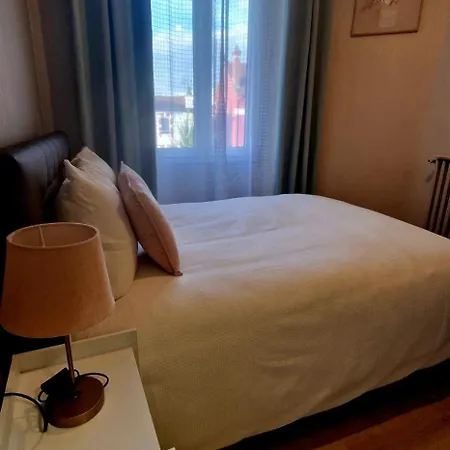 Avec Salle De Bain Privative 3*